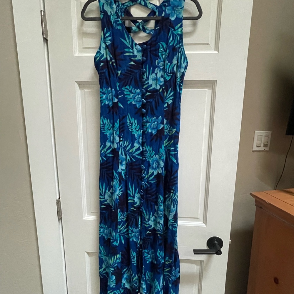 Floral Blue Sleeveless Maxi Dress